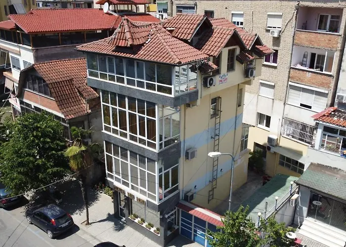 Hotel Pik Loti