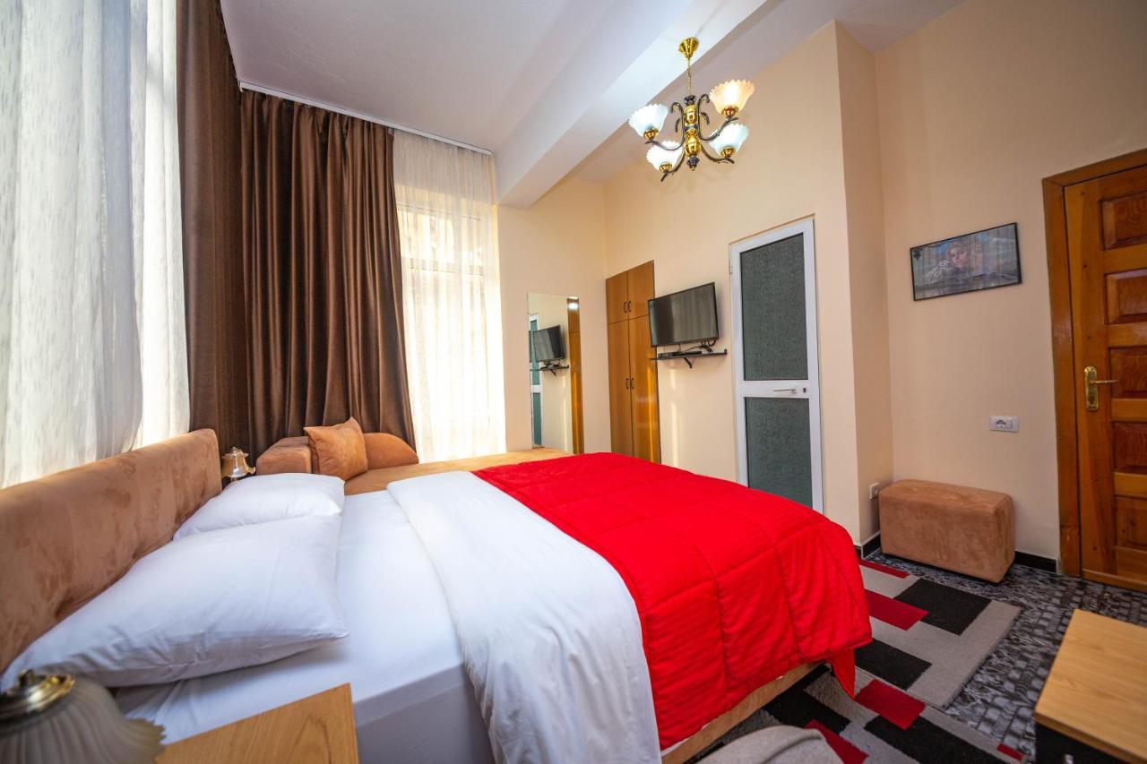 Pik Loti Hotel Tirana