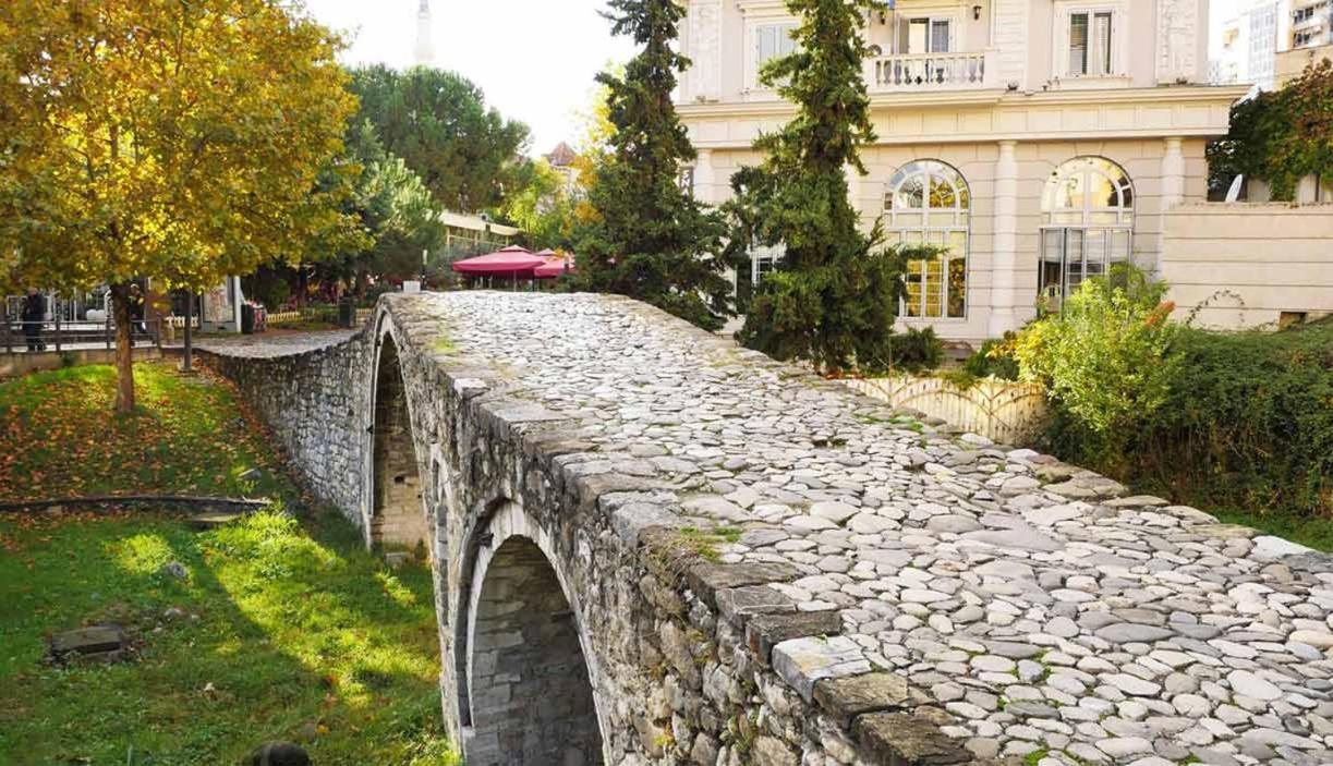 Pik Loti 3* Tirana