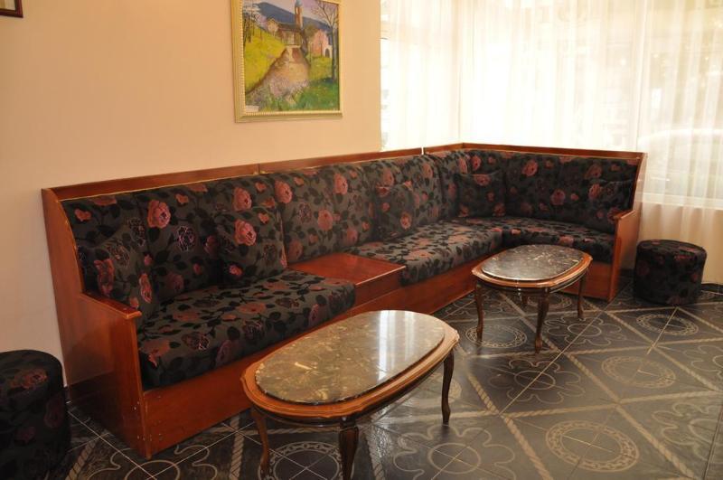 Hotel Pik Loti